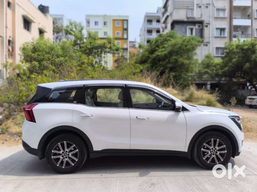 Mahindra Xuv700 2.2 Ax 7 Diesel At Luxury Pack Str Awd, 2022, Diesel