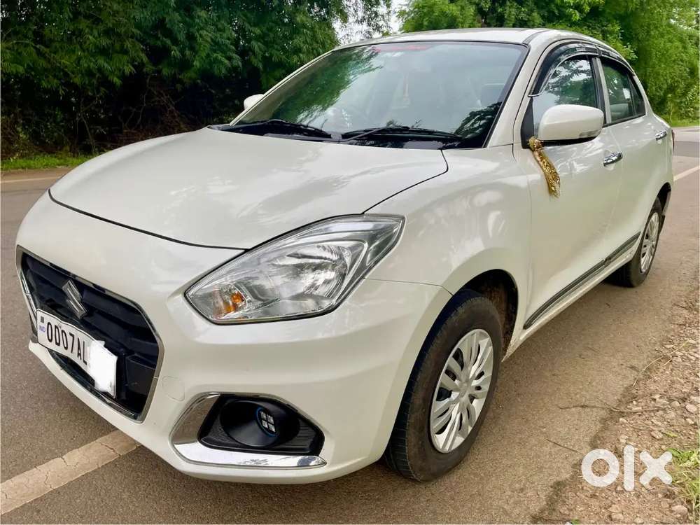 Good Condition Dzire Petrol..