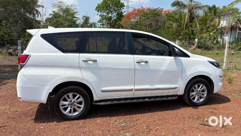 Toyota Innova Crysta 2.4 G Mt, 2018, Diesel