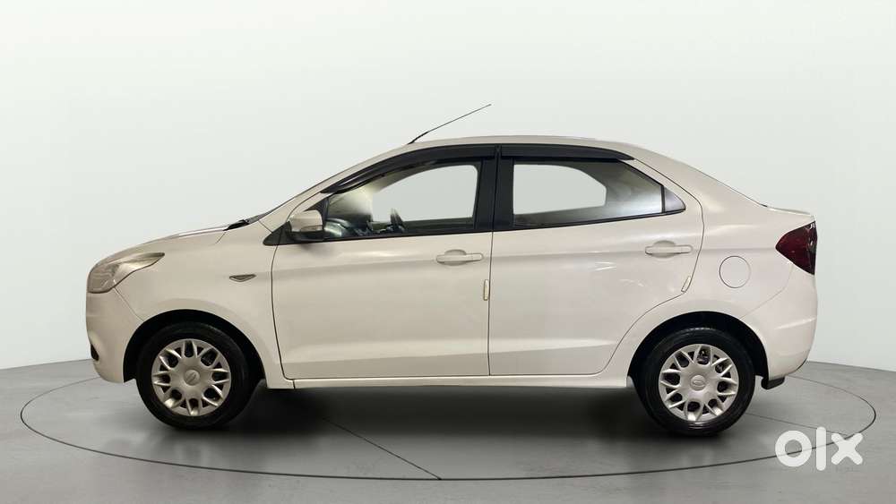 Ford Figo Aspire Titanium, 2016, Petrol