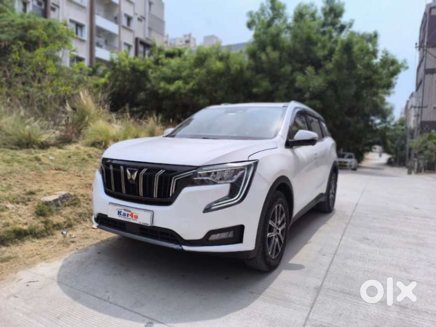 Mahindra Xuv700 2.2 Ax 7 Diesel At Luxury Pack Str Awd, 2022, Diesel