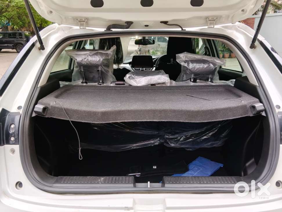 Toyota Urban Cruiser Taisor V 1.0 Petrol Mt, 2024, Petrol