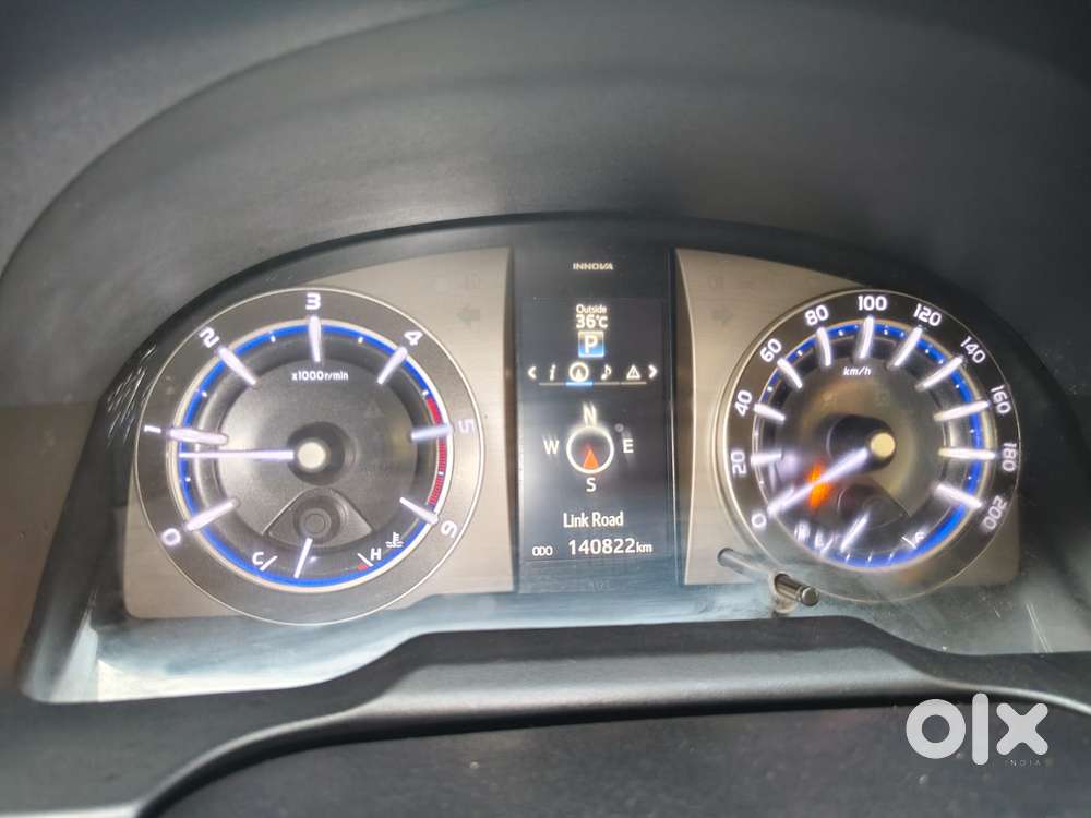 Toyota Innova Crysta 2.8 Z, 2016, Diesel