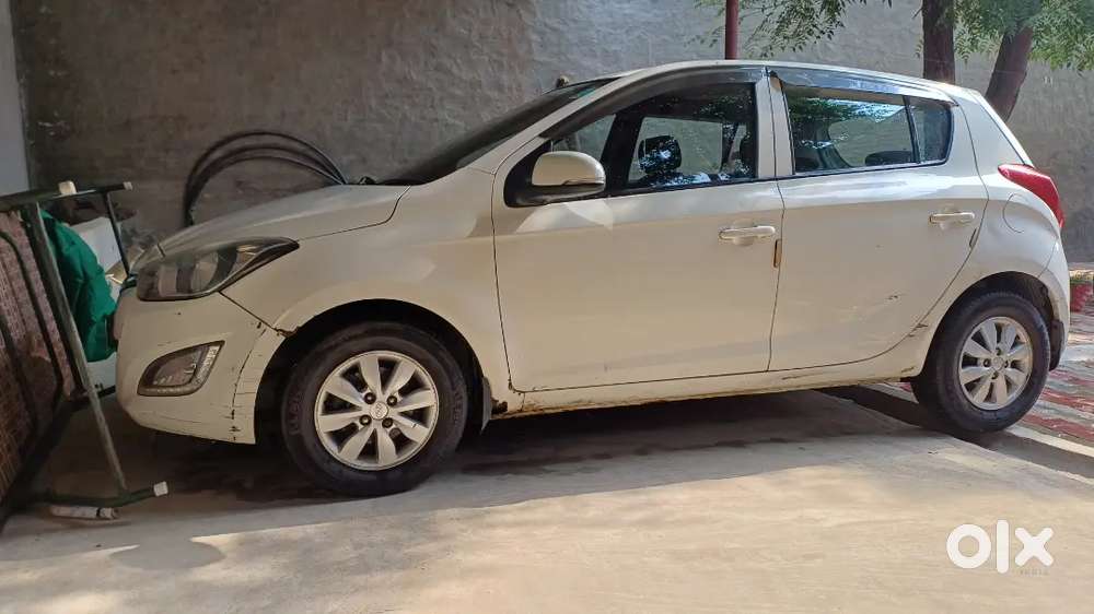 I20 Car Engine Gear Ac 100% Ok Family Car