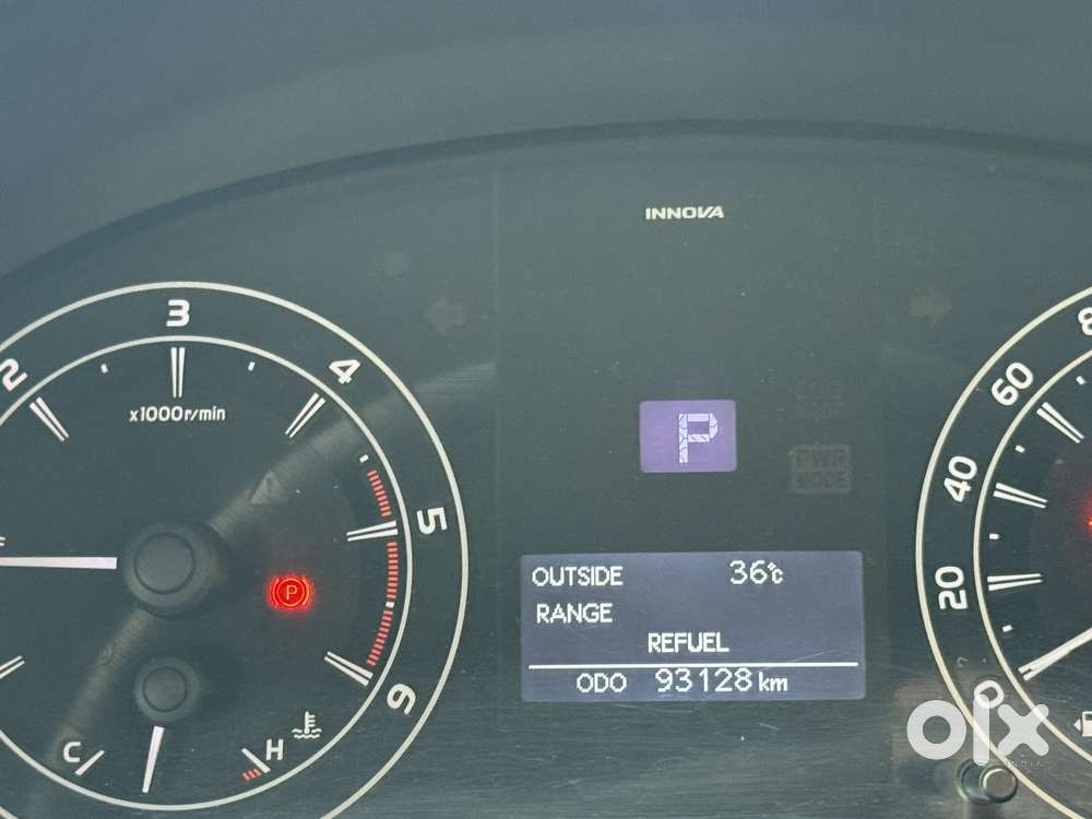Toyota Innova Crysta 2.8 Gx At 8s, 2017, Diesel