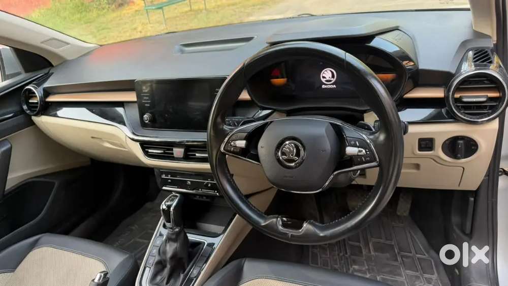 Skoda Slavia 1.0 Tsi 2022 Style Automatic