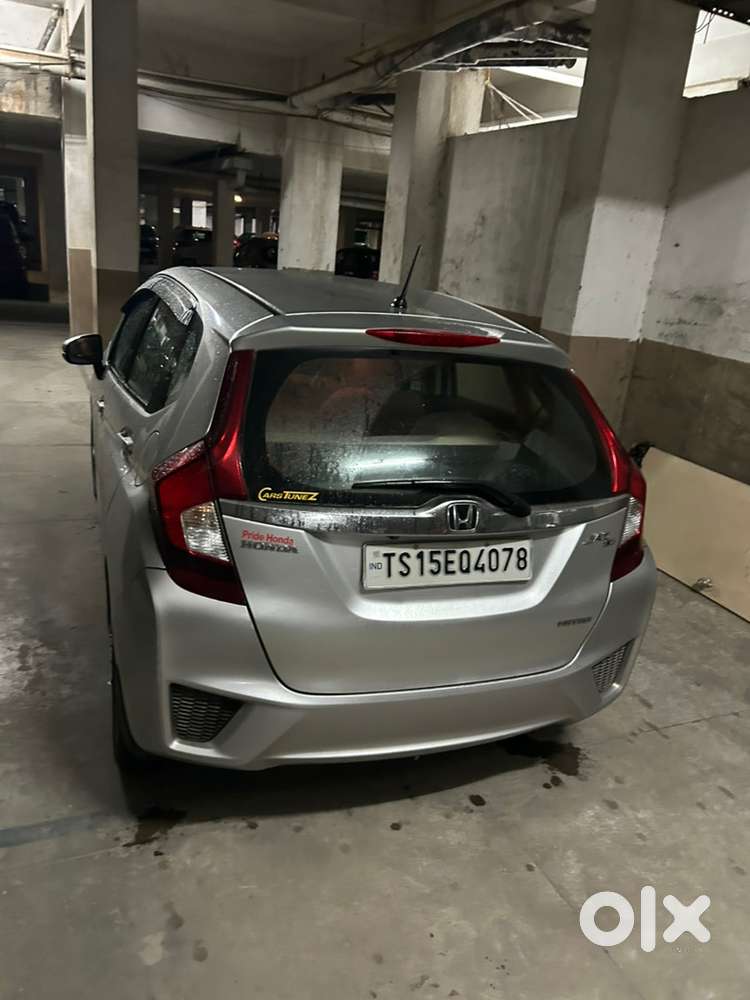 Honda Jazz 2017 Diesel 115000 Km Driven With 25-29 Kmpl Mileage