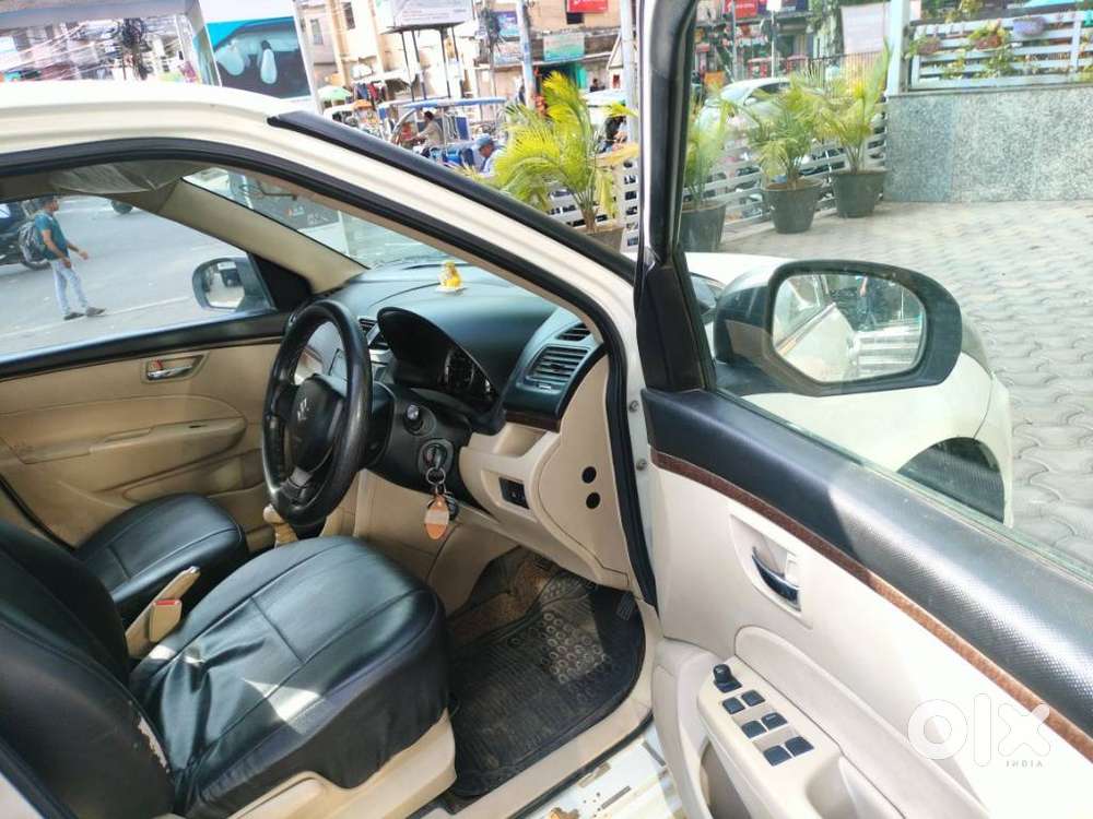 Maruti Suzuki Swift Dzire Vxi Optional, 2017, Petrol
