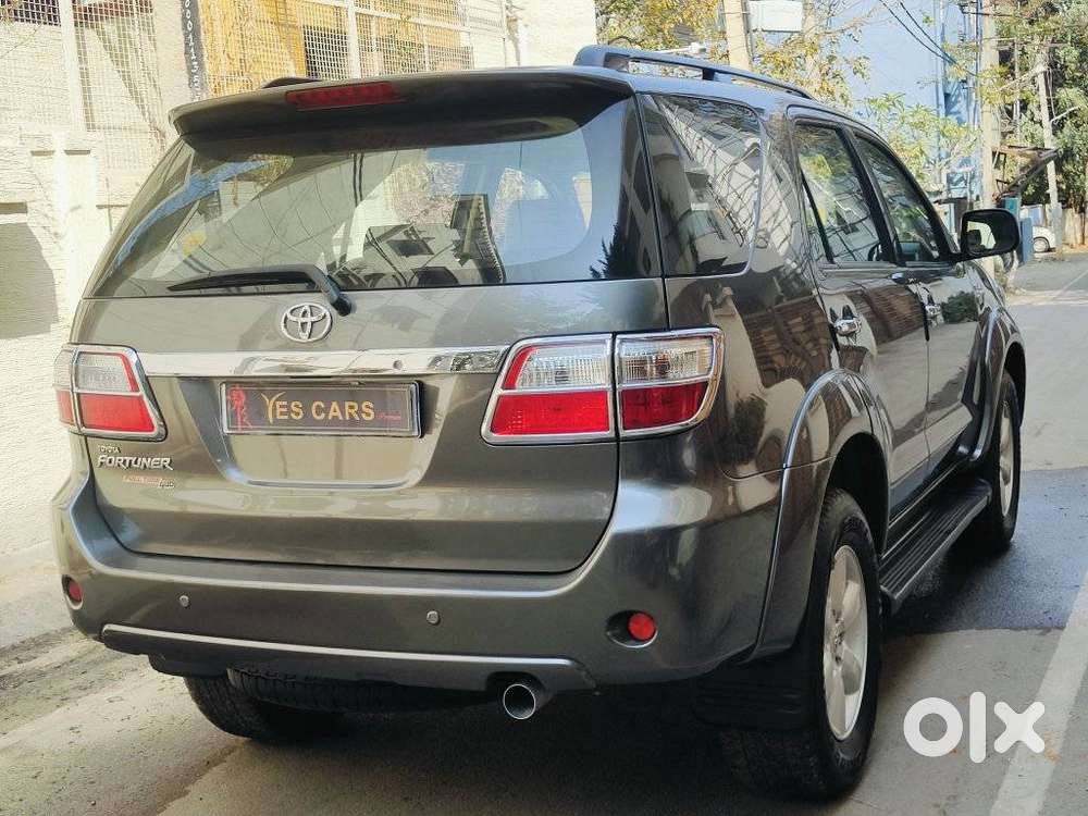Toyota Fortuner 3.0 4x4 Manual, 2011, Diesel