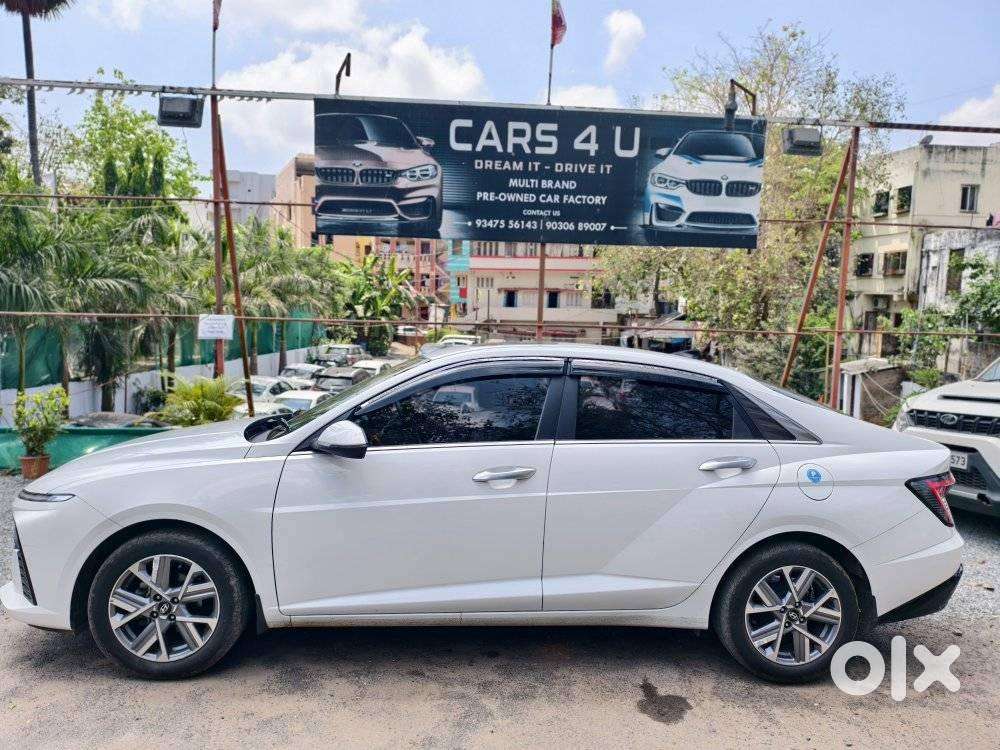 Hyundai Verna 1.5 Mpi Mt Sx (o), 2024, Petrol