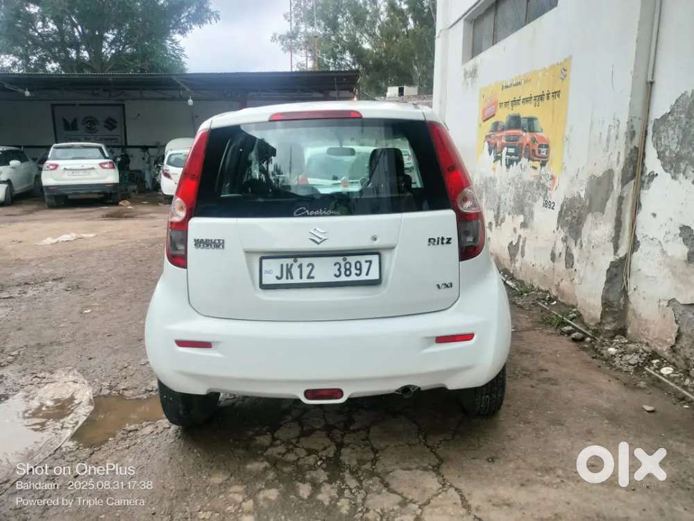 Car Condition Fully A1
New Tyre 95%
Brand Yokohama 
Rc Validity 2030