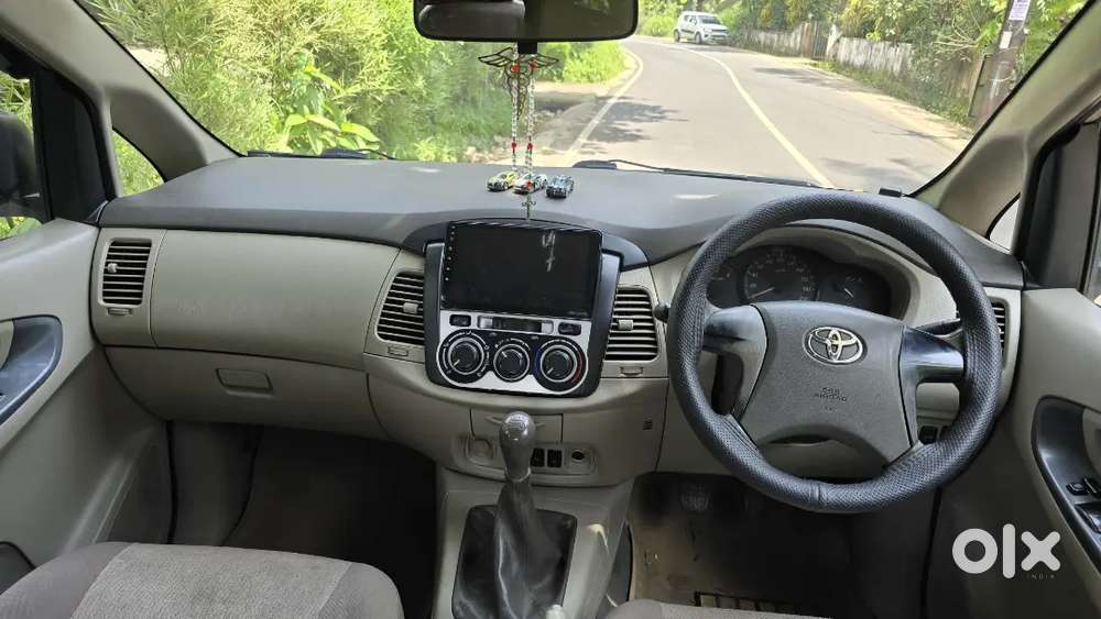 Toyota Innova 2.5 G 2012, Re Registered.