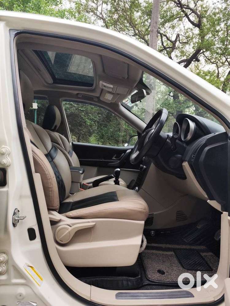 Mahindra Xuv500 W9 1.99, 2018, Diesel