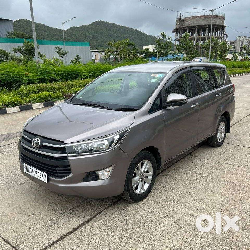 Toyota Innova Crysta 2.8 Gx At 7 Str, 2016, Diesel