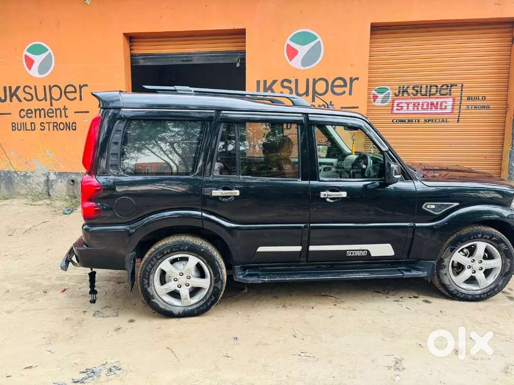Mahindra Scorpio Classic 2021 Diesel Manual
