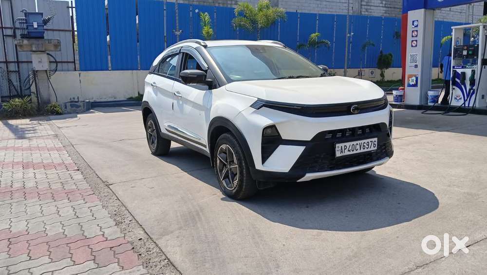 Tata Nexon 1.2 Revotron Xza Plus, 2024, Petrol