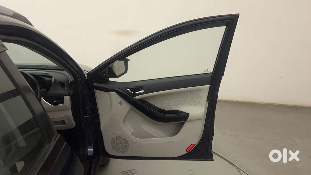 Tata Nexon 1.5 Revotorq Xza Plus Premium, 2022, Diesel