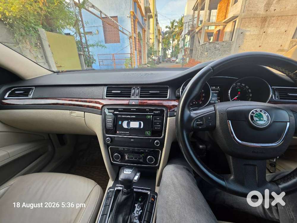 Skoda Superb Elegance 2.0 Tdi Automatic &ndash; 2011