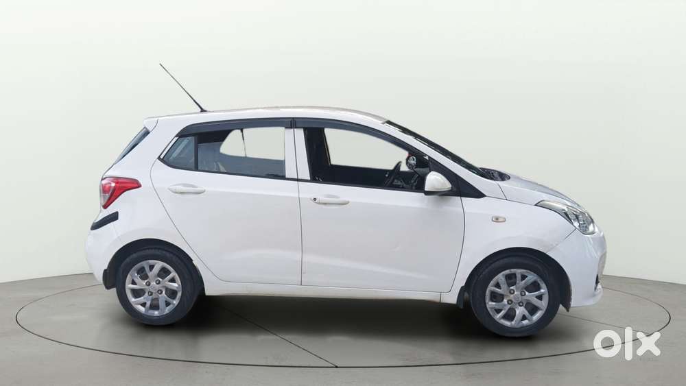 Hyundai Grand I10 1.2 Kappa Sportz, 2017, Petrol