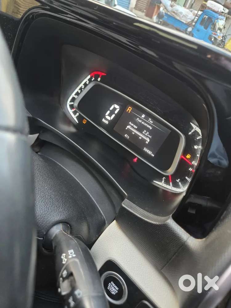 Kia Sonet 2023 Petrol Well Maintained