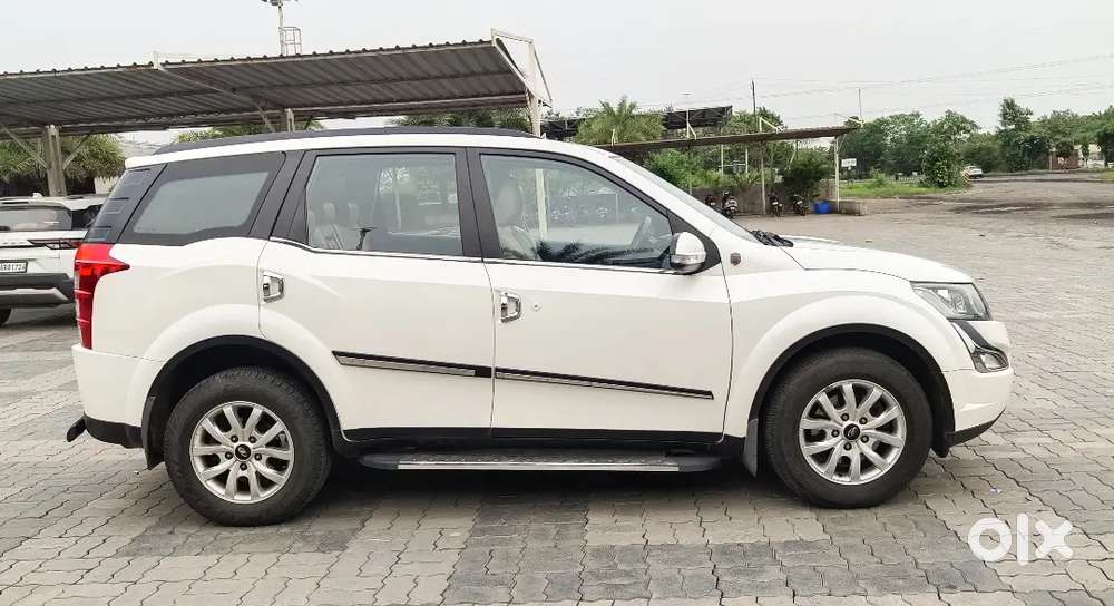 Mahindra Xuv500 Fwd W10 2017 Diesel 50000 Km Driven First Owner