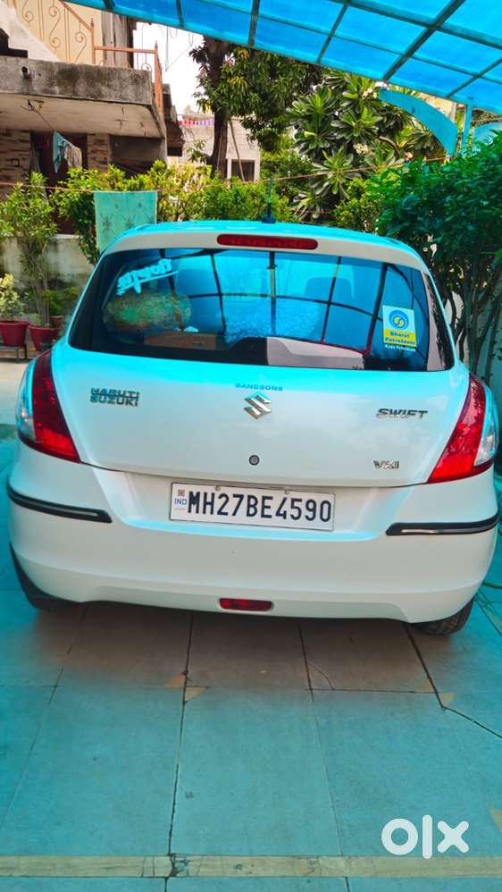 Maruti Suzuki Swift 2015 Petrol 82000 Km Driven