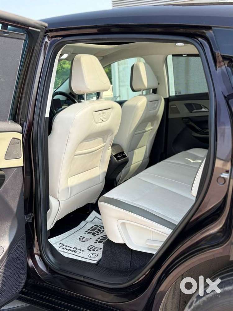 Mahindra Xev 9e Pack Three Select, 2025, Electric