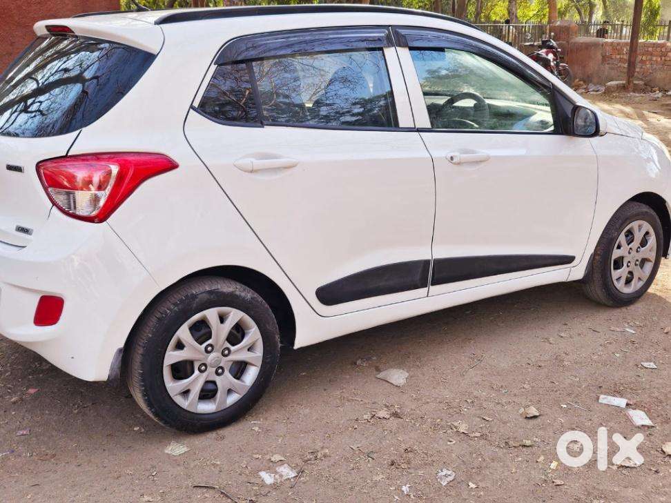 Hyundai Grand I10 2013-2016 Crdi Sportz, 2016, Diesel