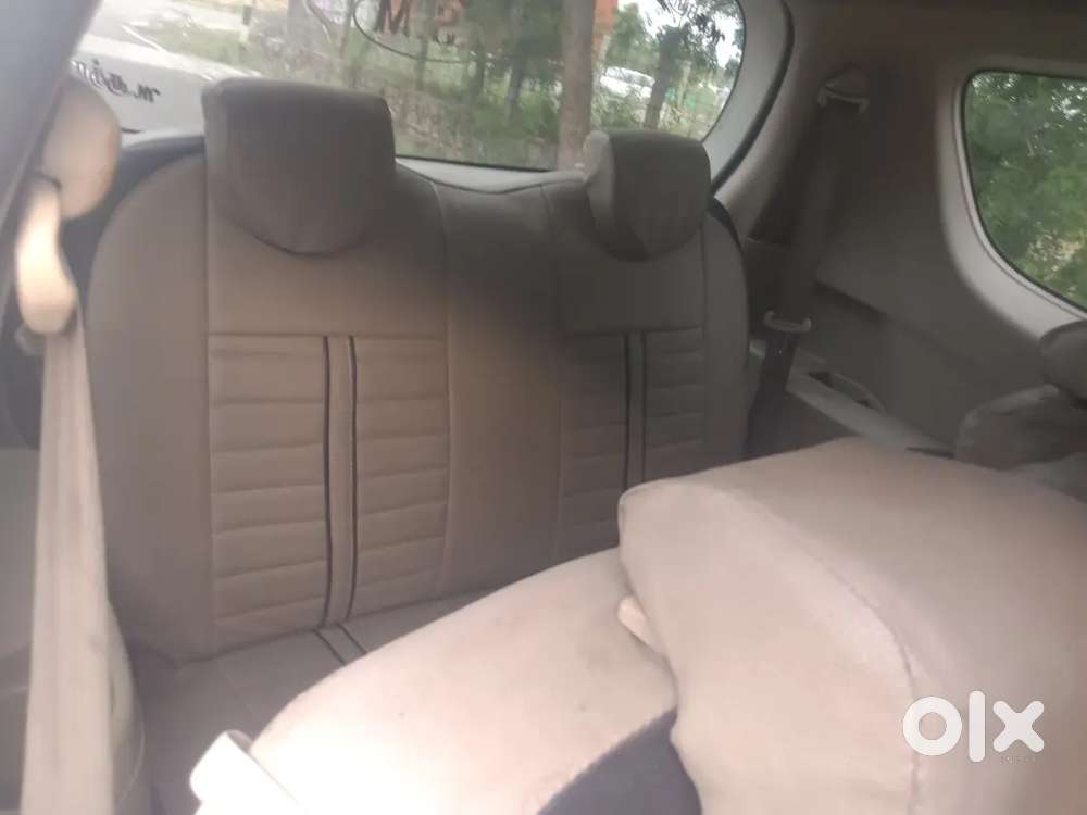 Maruti Suzuki Ertiga 2015