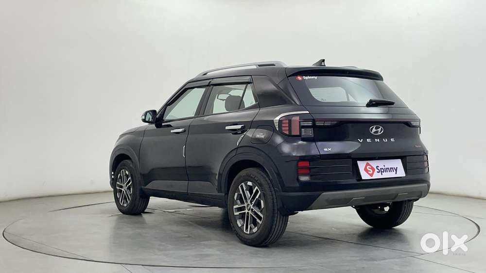 Hyundai Venue 1.0 Sx (o) Turbo Dct, 2023, Petrol