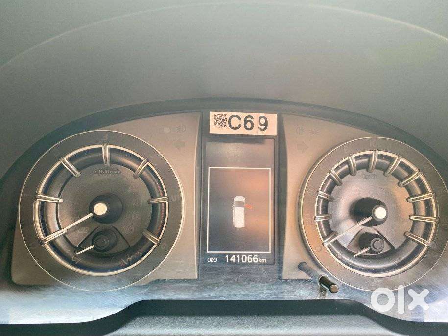 Toyota Innova Crysta 2.4 Vx Mt, 2018, Diesel