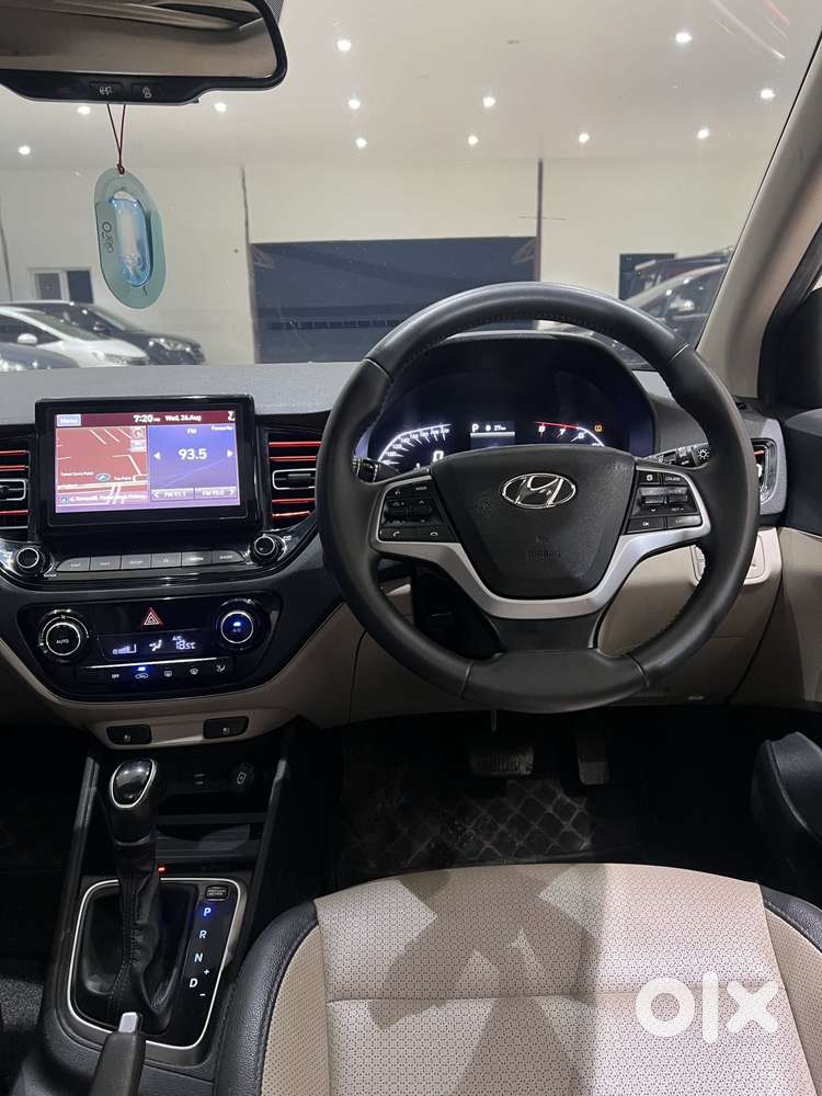 Hyundai Verna 1.5 Sx (o) Ivt, 2022, Petrol