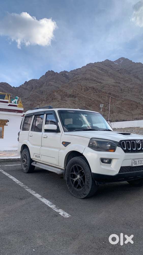 Mahindra Scorpio 2015 Diesel Well Maintained