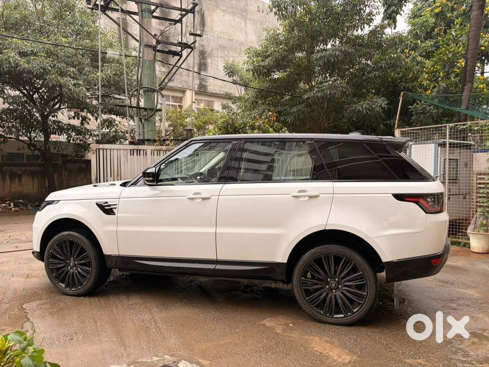 Land Rover Range Rover Sport 2021 Petrol Well Maintained