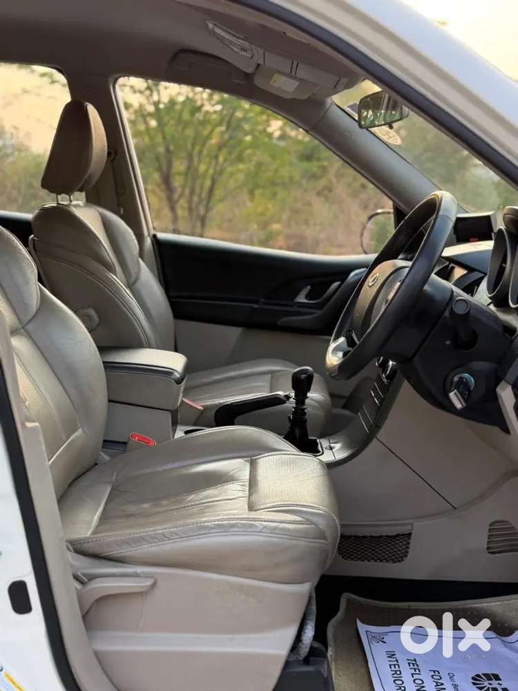 I'm Selling My Mahindra Xuv500 W8
2016 Model In Excellent Condition