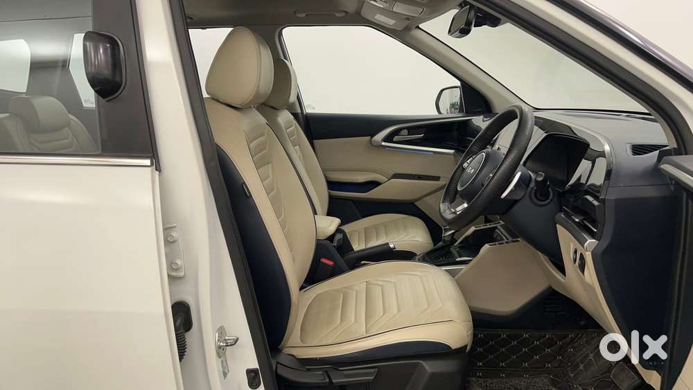 Kia Carens 1.5 Luxury Plus Diesel At 7 Str, 2023, Diesel