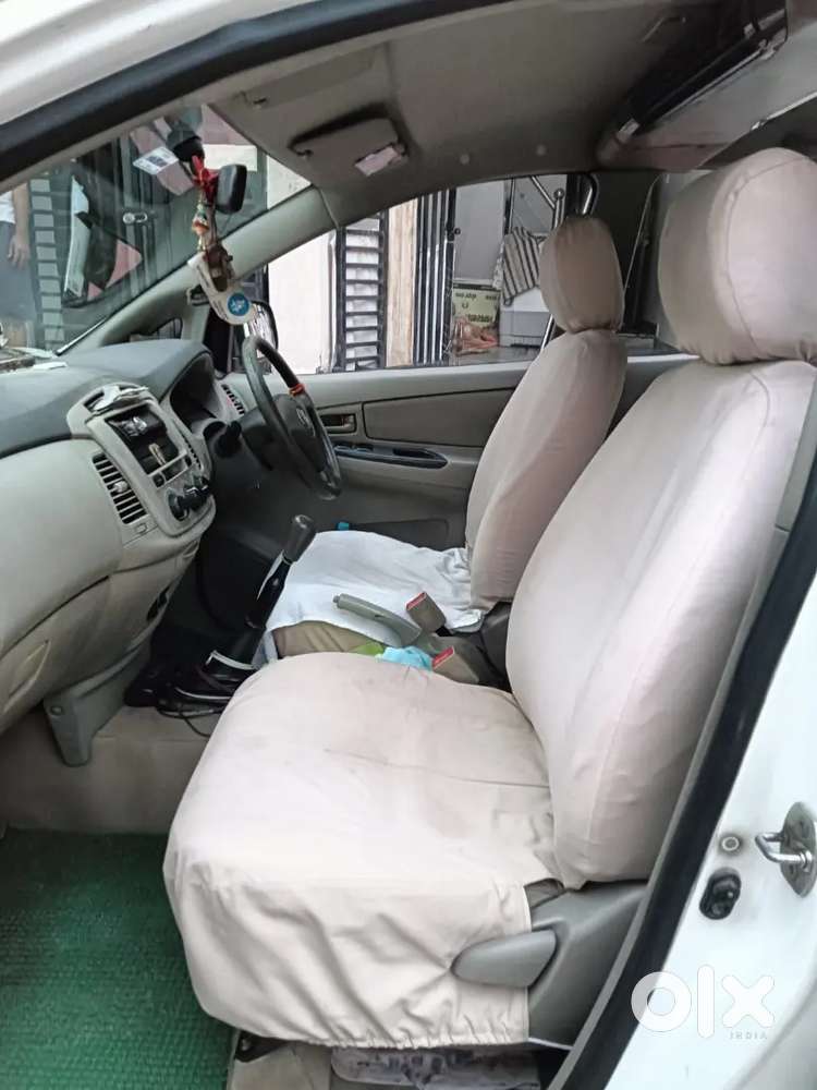 Toyota Innova 2.5 G