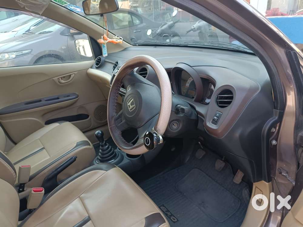 Honda Brio 2011-2013 V Mt, 2012, Petrol