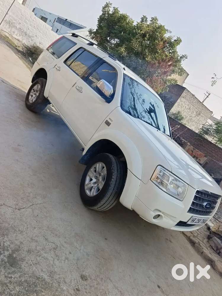 Ford Endeavour Xlt Diesel Paasing 2029
