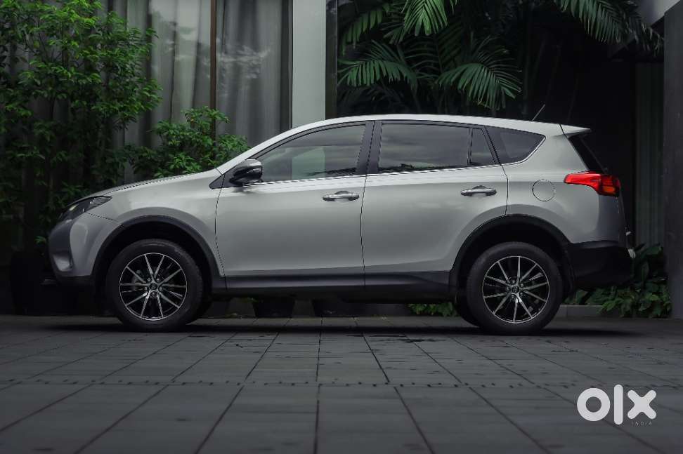 Toyota Land Cruiser V8 Petrol, 2015, Petrol