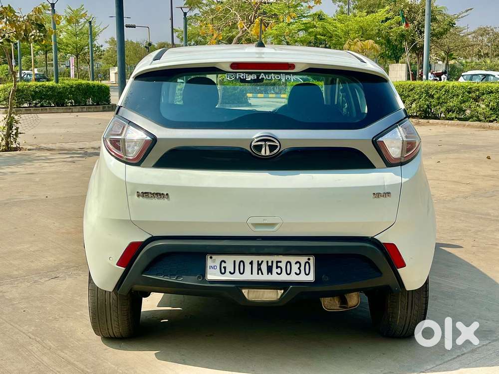 Tata Nexon 1.2 Revotron Xma Amt, 2019, Petrol