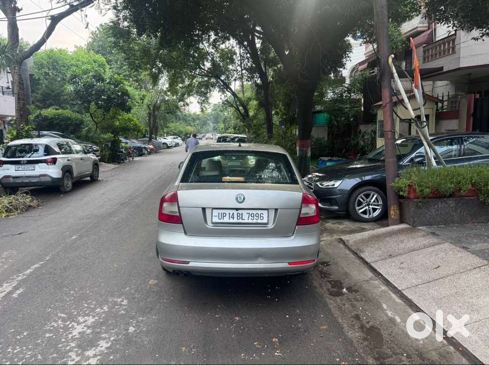 Skoda Laura 2011 Petrol Well Maintained