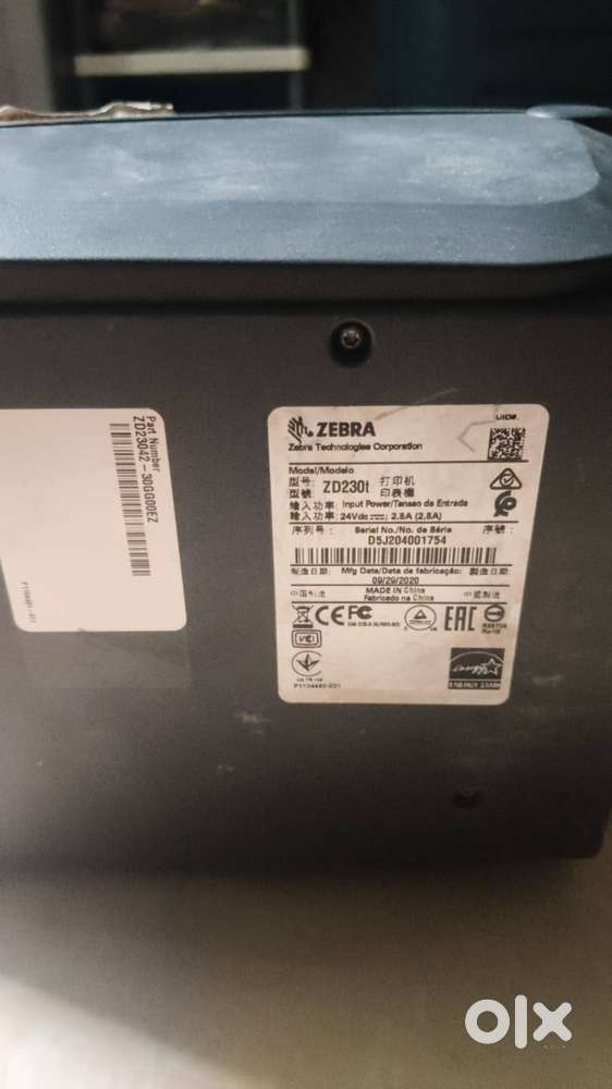 2024 MODEL ZEBRA ZD230T  BAR CODE PRINTERIN MINT CONDITION
