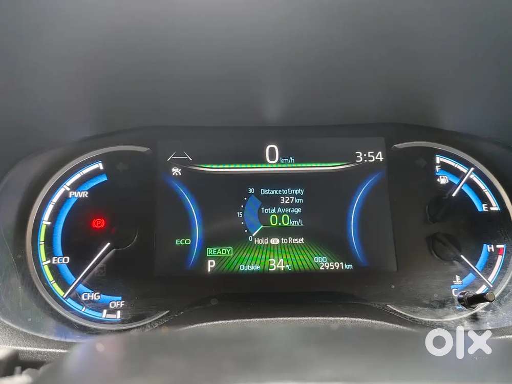 Toyota Innova Hycross 2.0 2025
