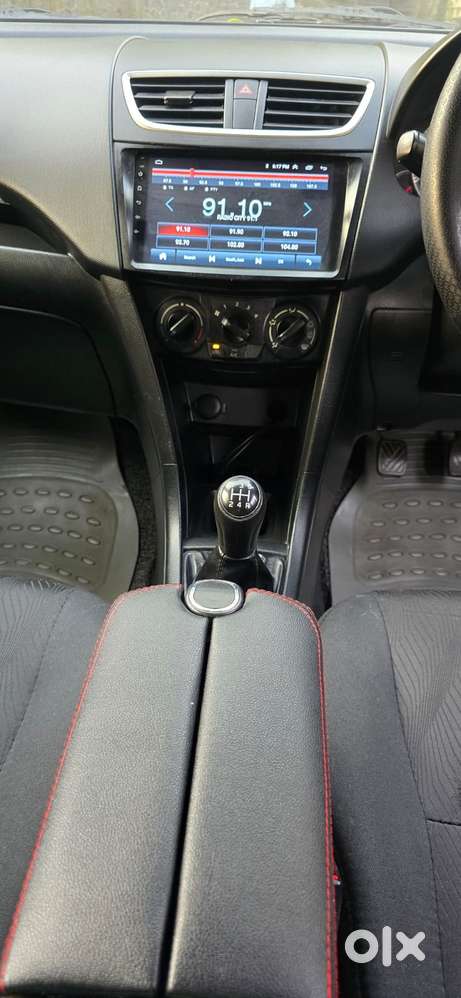Maruti Suzuki Swift Vxi Abs Bsiv, 2014, Petrol