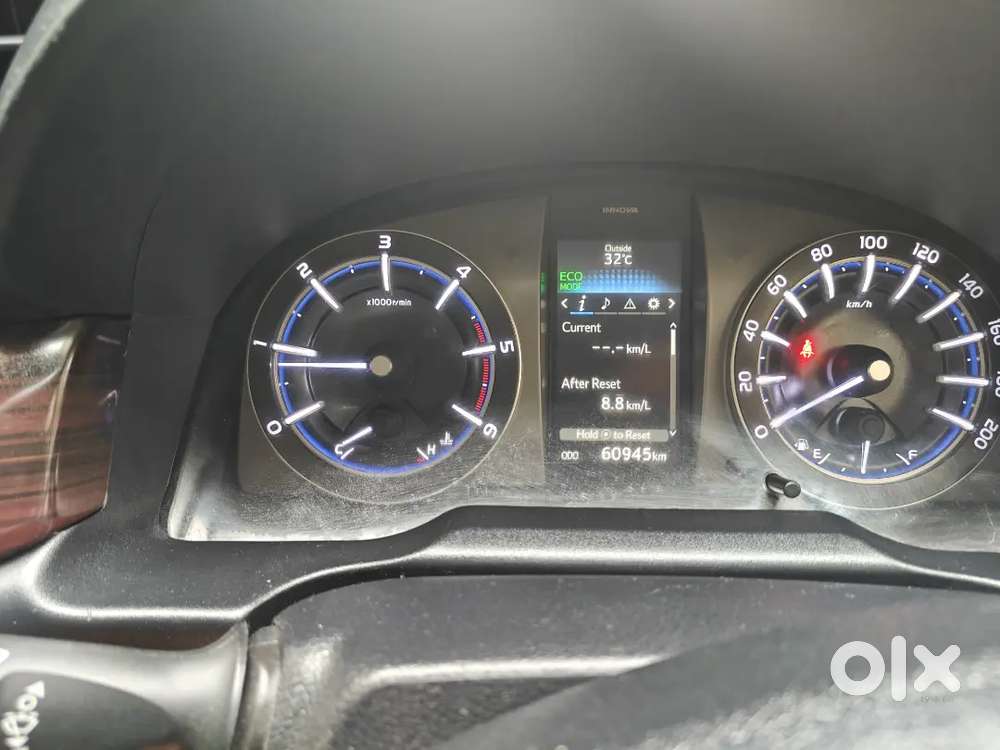 Toyota Innova Crysta 2.4 Diesel 2021