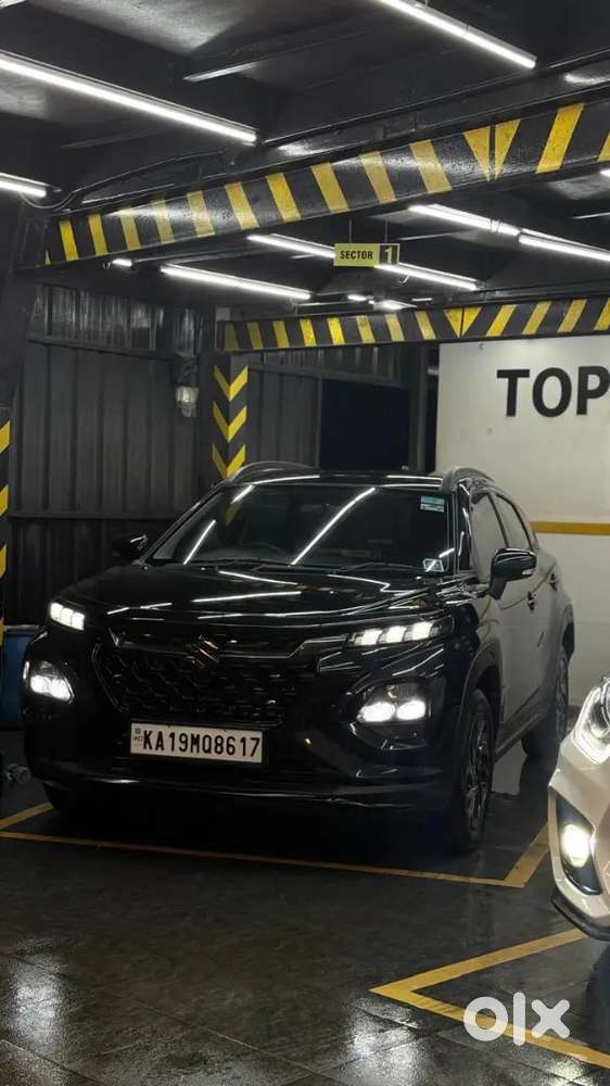 Maruti Suzuki Fronx 2025 Petrol Well Maintained