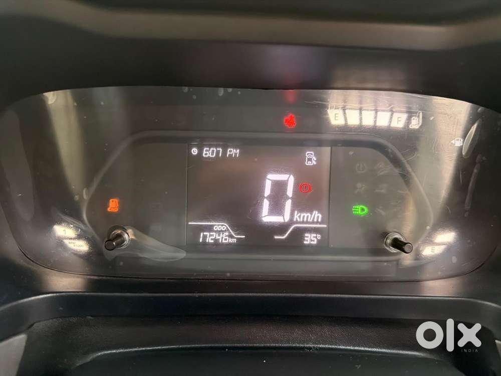 Tata Altroz Xz Icng, 2023, Petrol