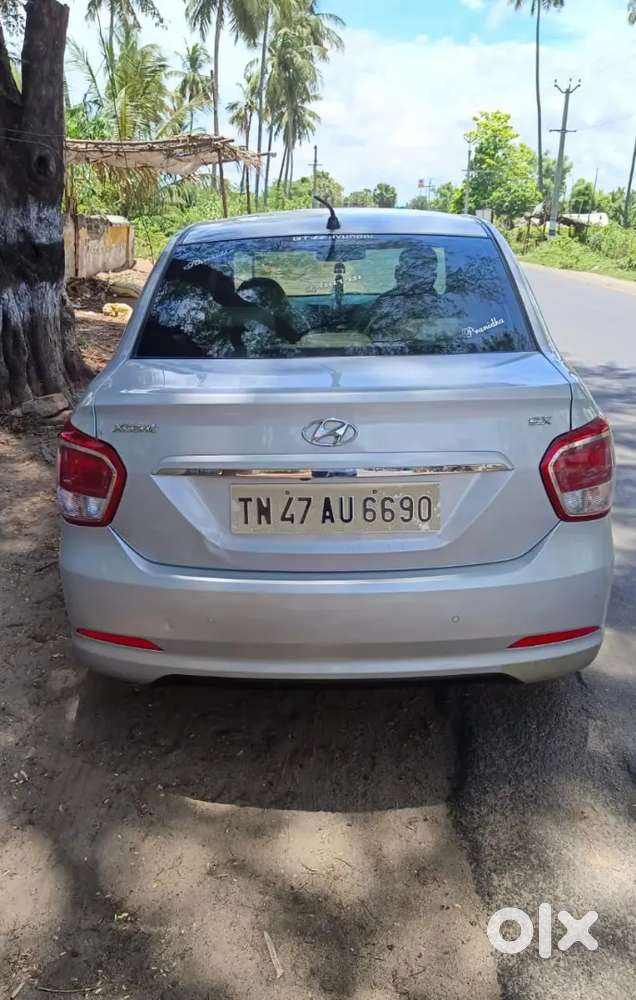 Hyundai Xcent 2015 Diesel Well Maintained