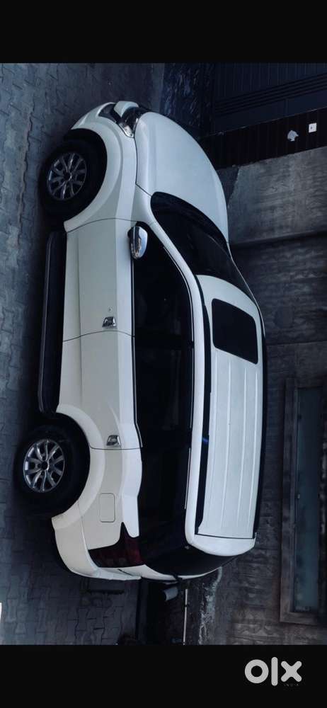 Mahindra Xuv500 2015 Diesel 92000 Km Driven